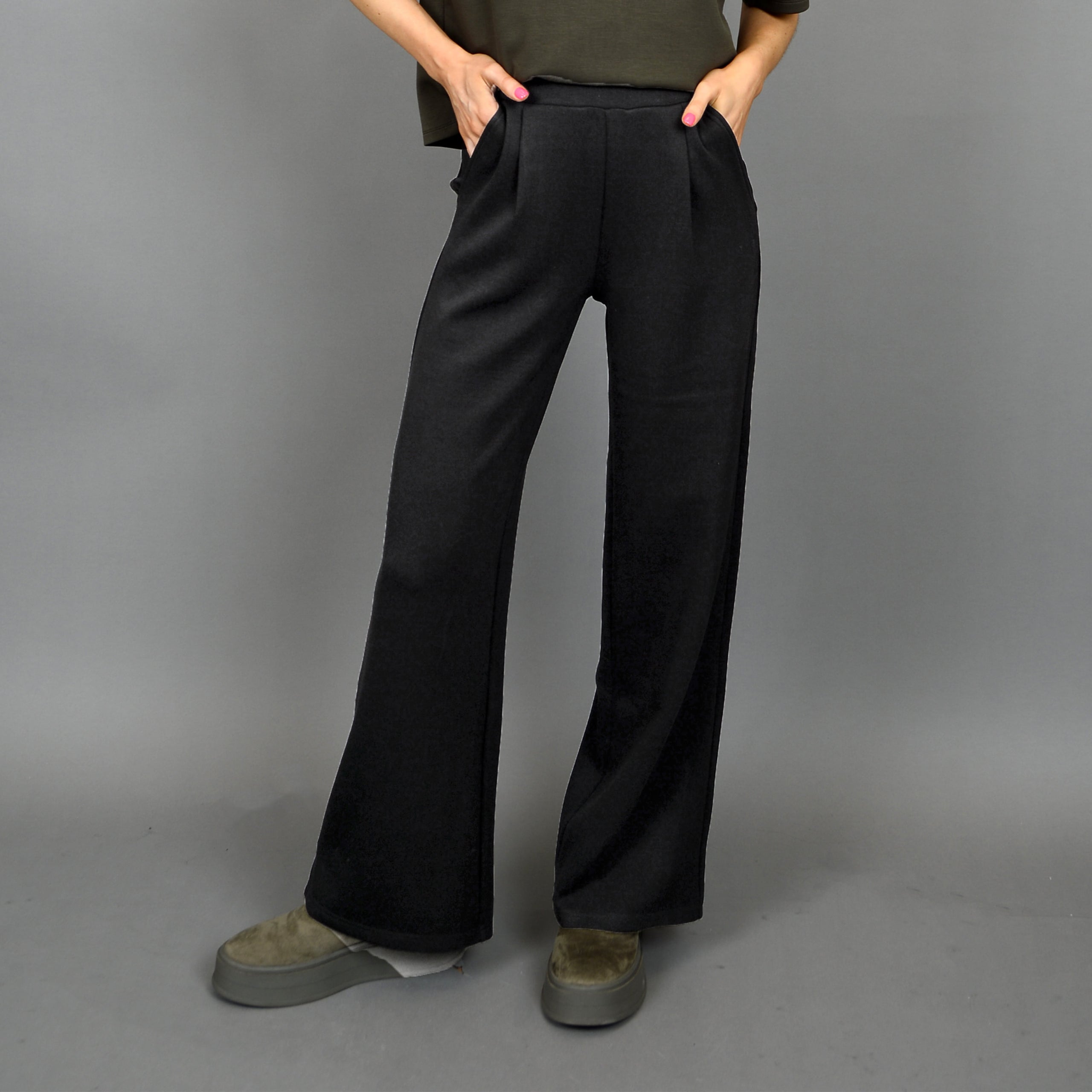 Knit pull on pants with pockets shop